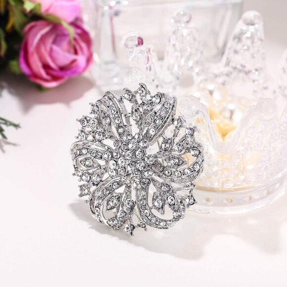 Vintage-Inspired Crystal Floral Brooch Silver Bridal Accessory Gift - Picture 4 of 6